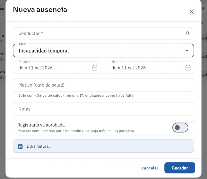 Nueva ausencia registrada por Marta (RR. HH.), que sí tiene «Datos de salud»: una baja médica (sin guardar).