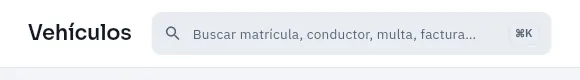 La parte izquierda de la barra superior.