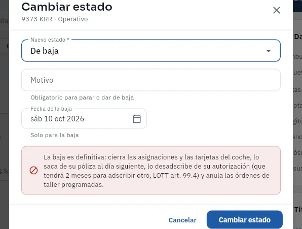 Cambiar el estado del 9373 KRR a «De baja»: el aviso explica todo lo que hace la baja (no se ha guardado).